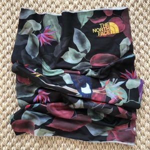 The North Face Tropical Neck Gaiter